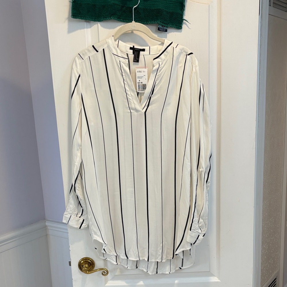 NWT F 21 Elegant White and Black Striped Blouse